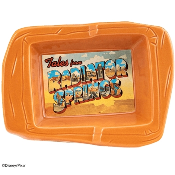 Scentsy Disney Pixar Cars Lightning McQueen and Tow Mater Wax Warmer - Picture 2 of 12